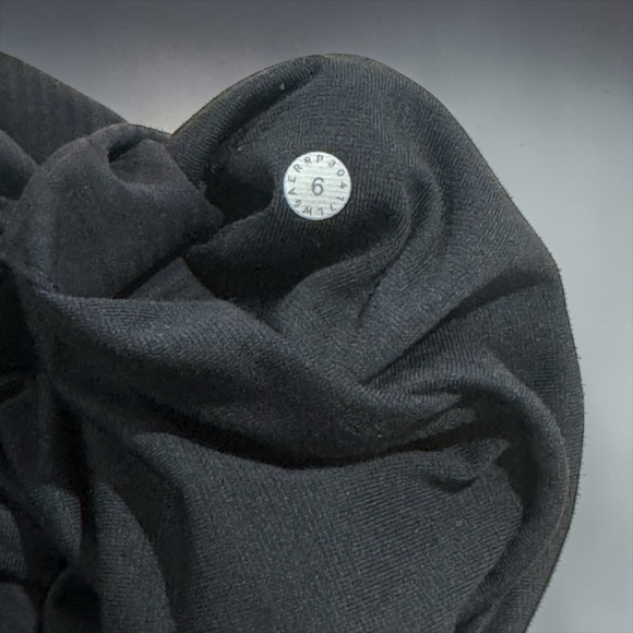 Lululemon Dance Studio Pant III (Regular) Lined 32 SO5055 - Picture 3 of 4